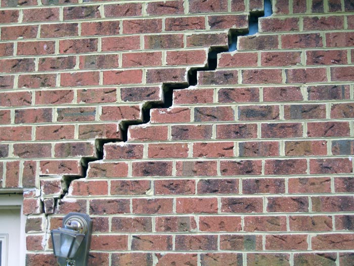 Diagonal Cracks In Brick Walls