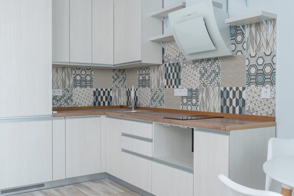 Geometric Designed Kitchen Wall Tiles