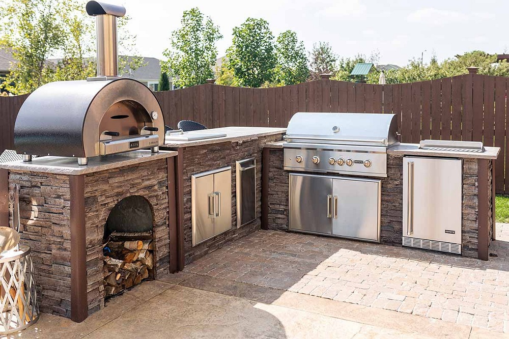 Grill Island as an Outdoor Kitchen